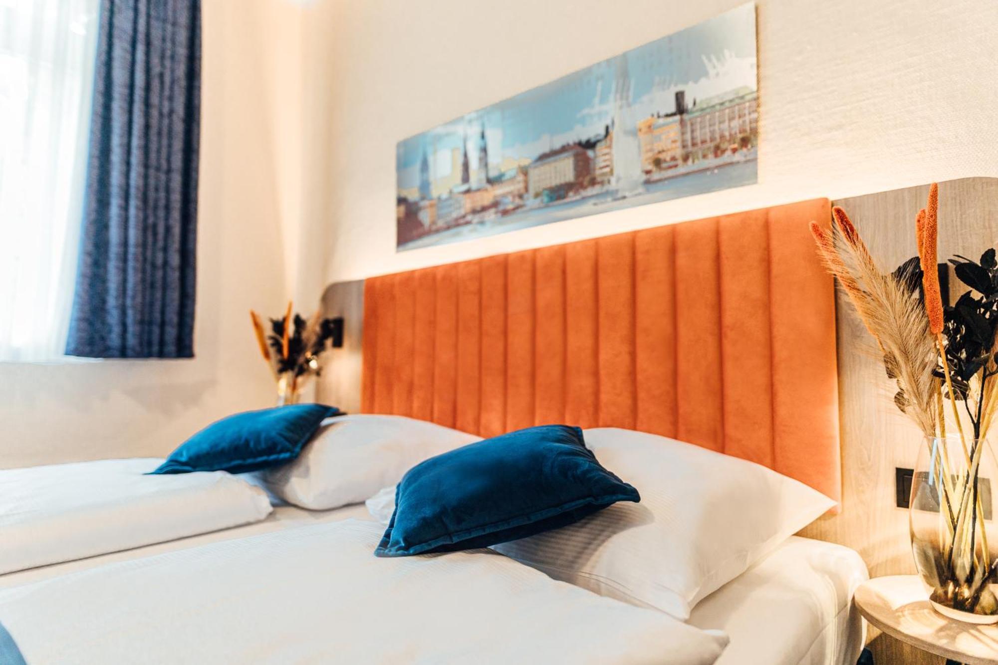 Hotel Commerz Hamburg Kültér fotó